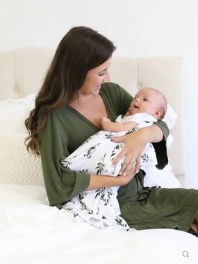 Caden Lane Robe